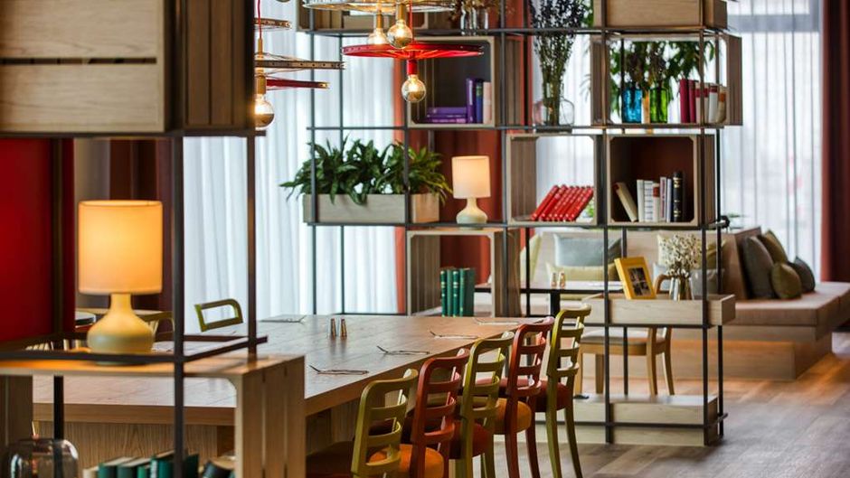 IntercityHotel Berlin Airport BER T 1+2 Restaurant