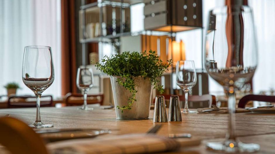 IntercityHotel Berlin Airport BER T 1+2 Restaurant