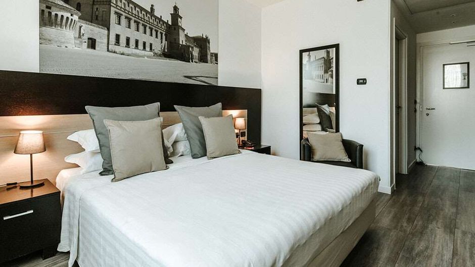 Hotels Carpi Room