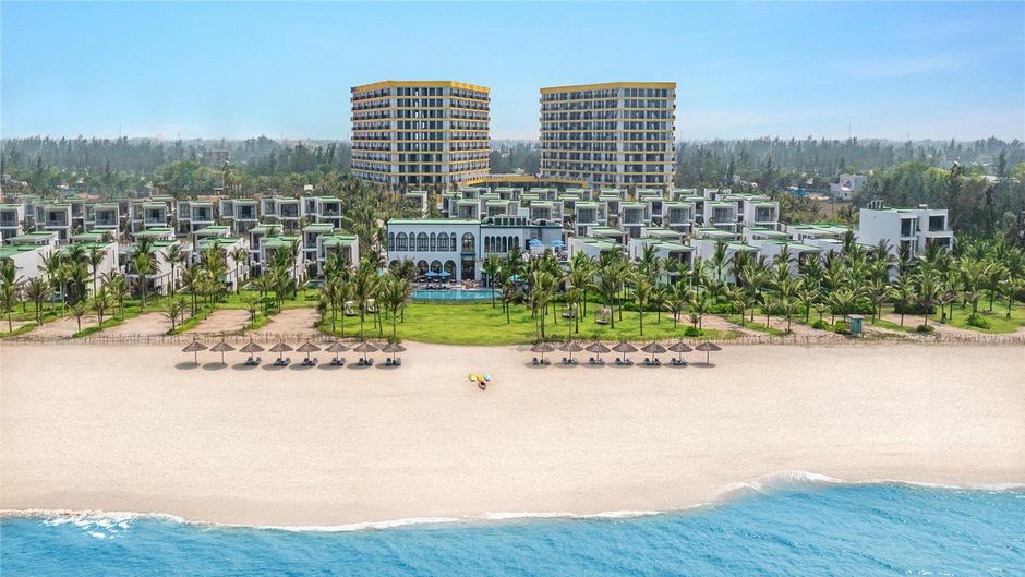 Wyndham Hoi An Royal Beachfront Resort Exterior