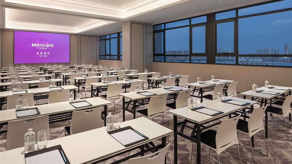 Mercure Qinhuangdao Downtown Meeting