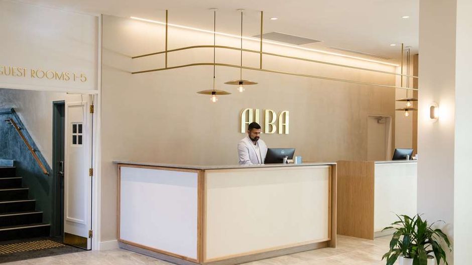 Hotel Alba Adelaide Lobby
