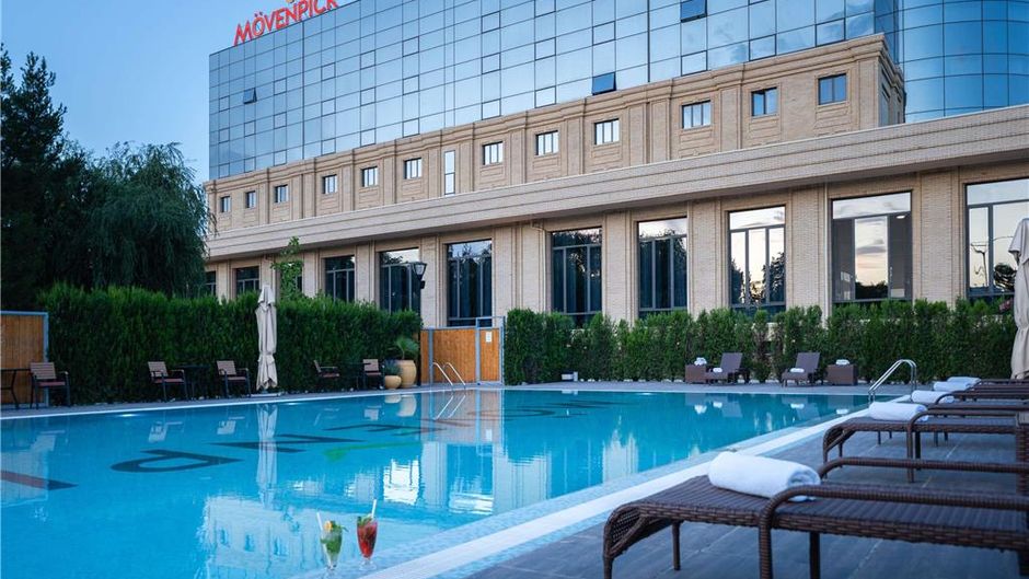 Moevenpick Samarkand Pool