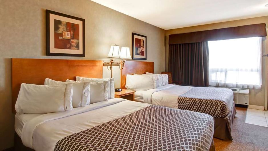 Ramada by Wyndham Ponoka Room
