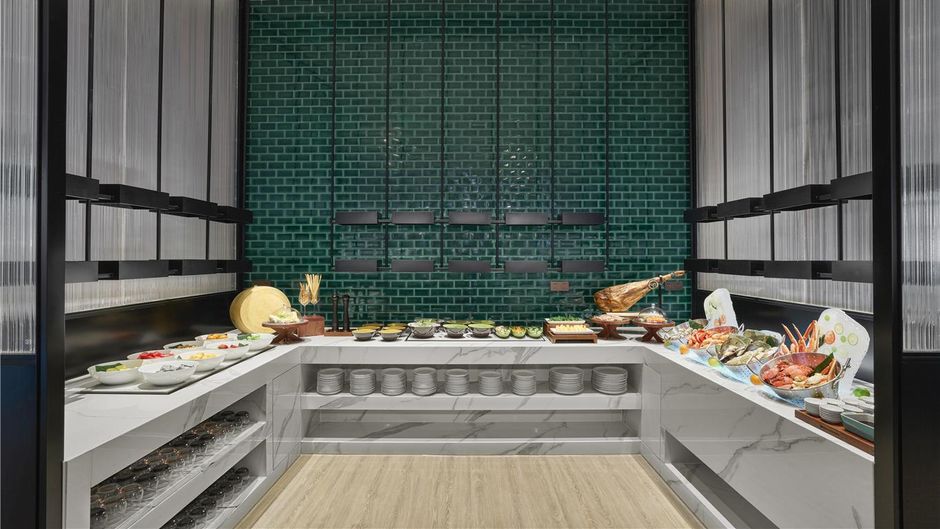 Hilton Zhuji Restaurant