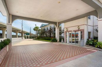 Quality Inn & Suites Houston