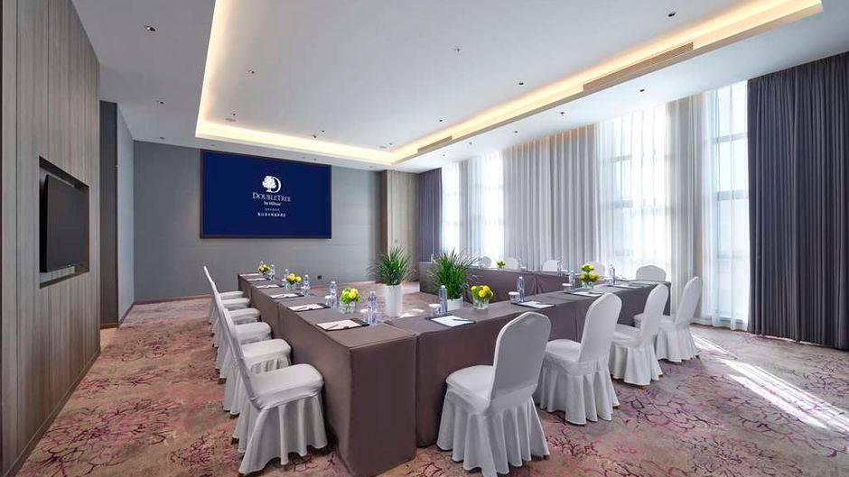 DoubleTree by Hilton Anshan Meeting