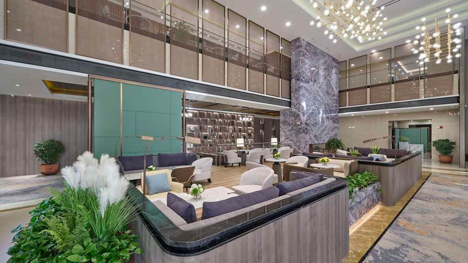 DoubleTree by Hilton Anshan Lobby