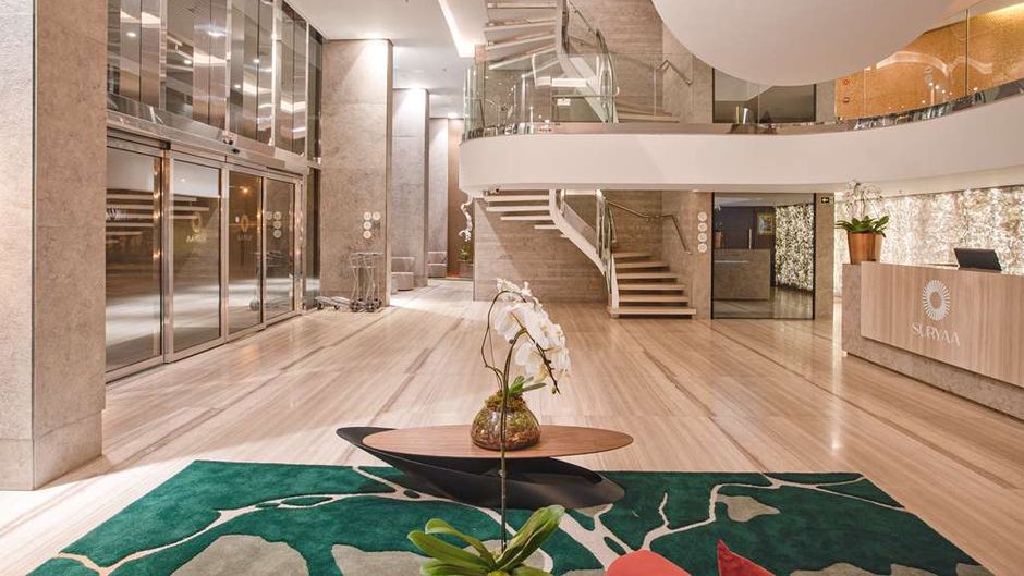 Suryaa Hotel Pinhais, Curio Collection Lobby