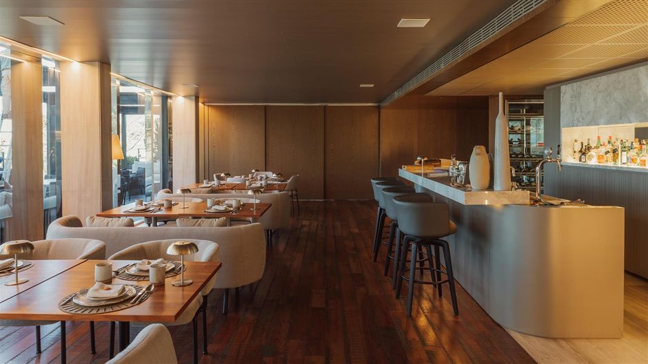Suryaa Hotel Pinhais, Curio Collection Restaurant