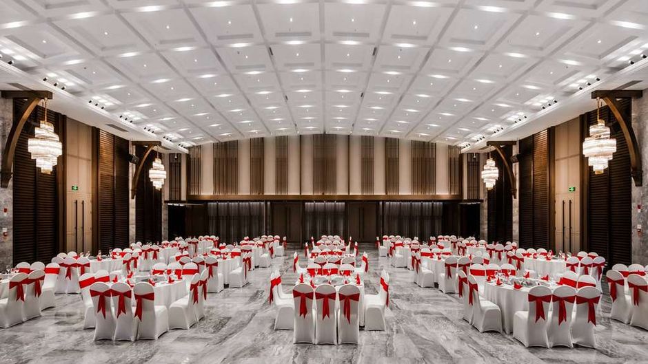 Days Hotel by Wyndham Zunyi Renhuai Meeting
