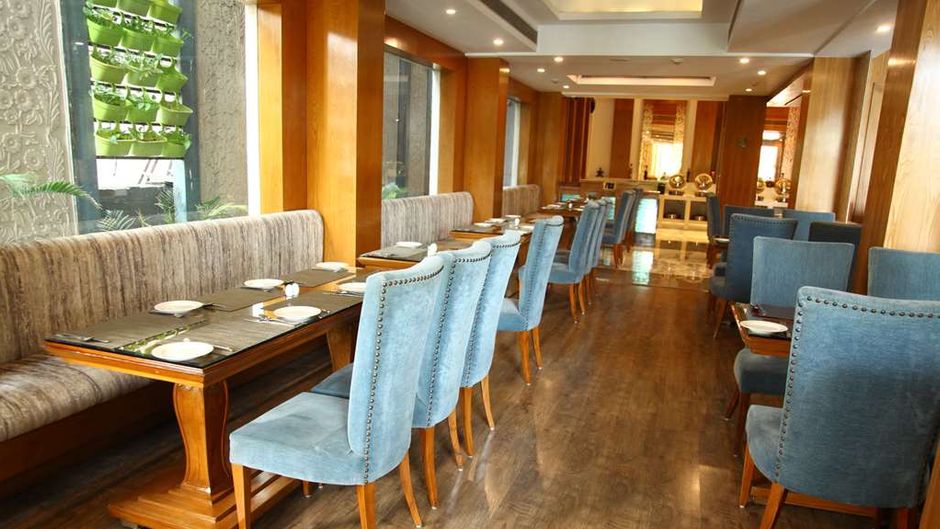 The Place Gurugram, Radisson Individuals Restaurant