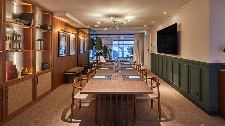 Via Sants Hotel, Tapestry Collection Meeting