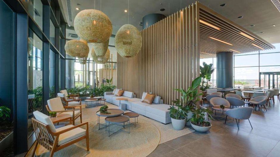 DoubleTree by Hilton Porto Alegre Lobby