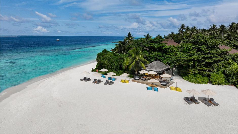 Avani+ Fares Maldives Resort Restaurant