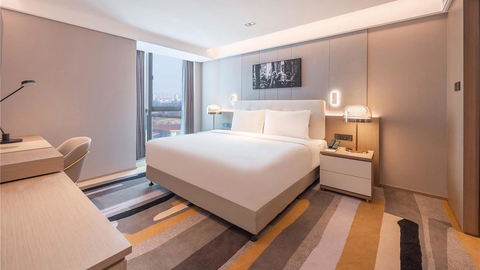 Oaks Chengdu at Cultural Heritage Park Room