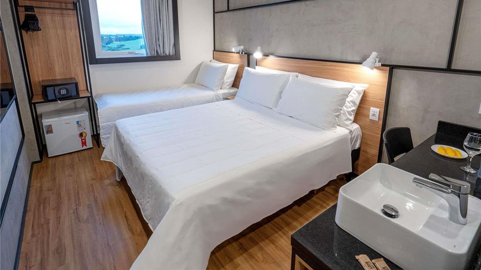 Ibis Guarapuava Room