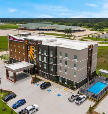 Hawthorn Suites by Wyndham Sulphur