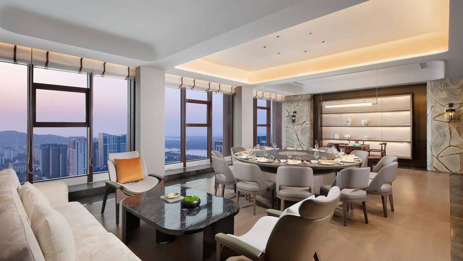 Ramada By Wyndham Xiangyang Restaurant