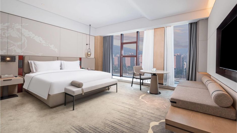 Ramada By Wyndham Xiangyang Room