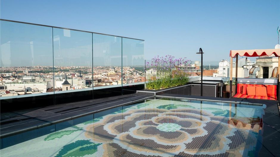 Hotel Montera Madrid, Curio Collection Pool