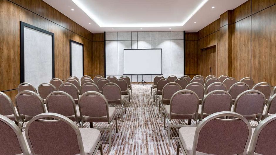 Hilton Garden Inn Samarkand Meeting
