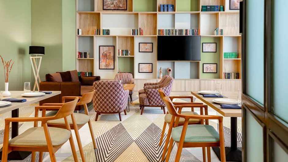 Hilton Garden Inn Samarkand Lobby