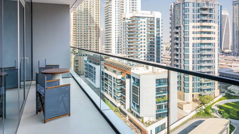Marina View Hotel Suite