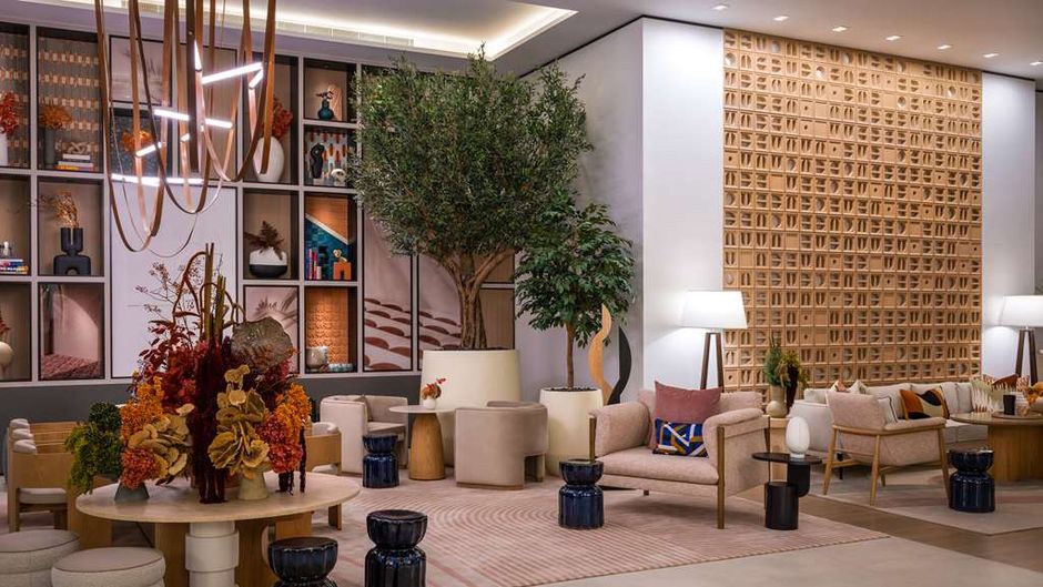 Marina View Hotel Lobby