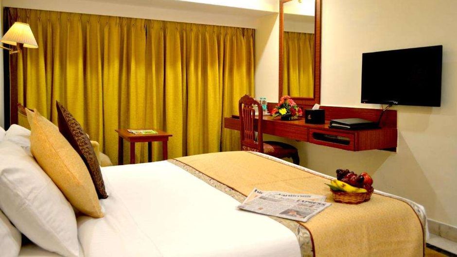 The Emerald - Hotel & Executive Apts Room