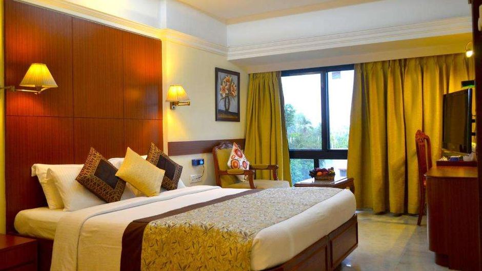 The Emerald - Hotel & Executive Apts Room