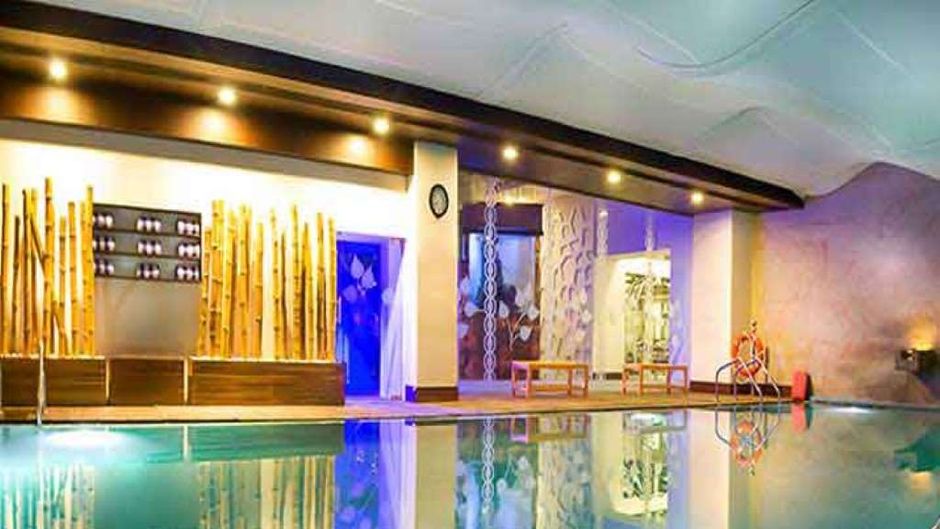 GRT Grand Hotel Pool