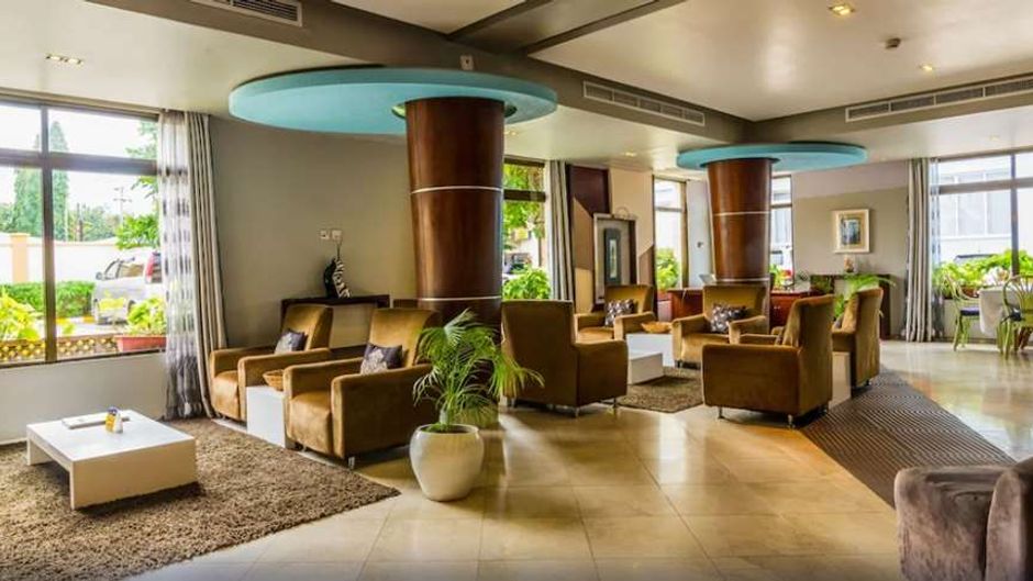 Peninsula Hotel Lobby
