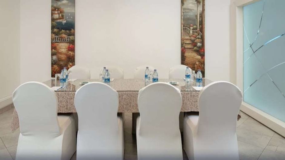 Peninsula Hotel Meeting