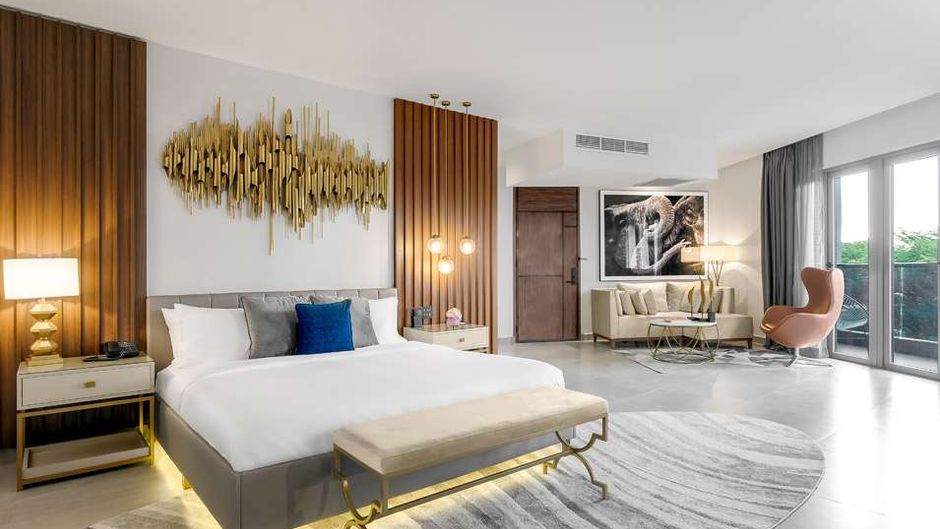 The Art Hotel Suite