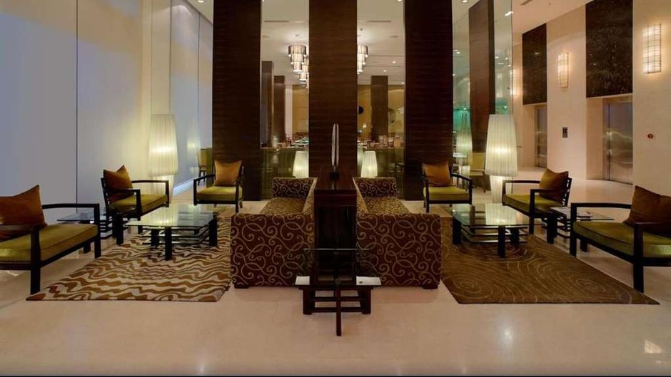 Hotel Radha Regent Bangalore Lobby