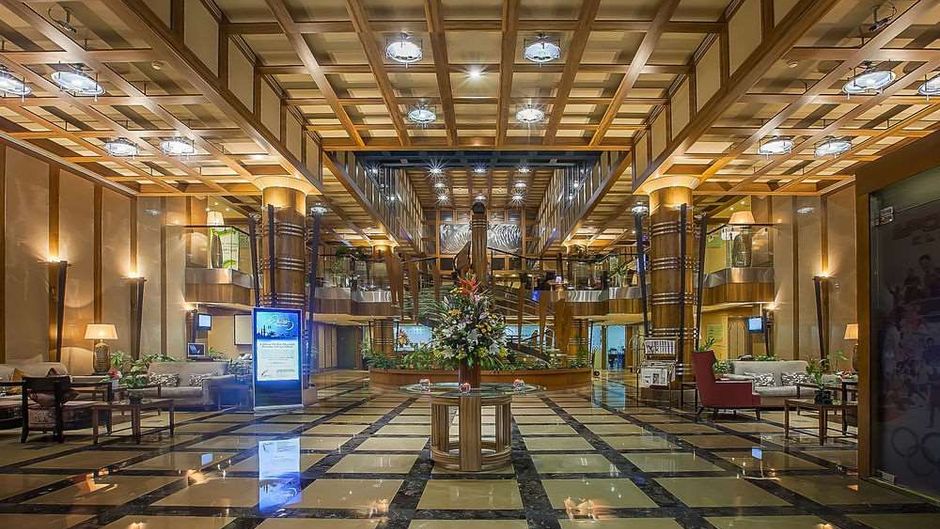 Capitol Hotel Lobby