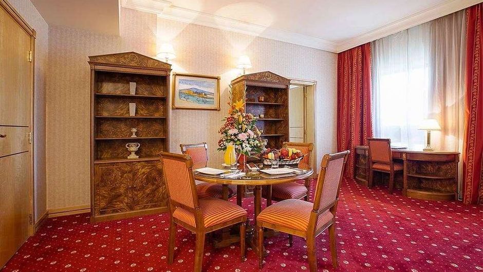 Capitol Hotel Room