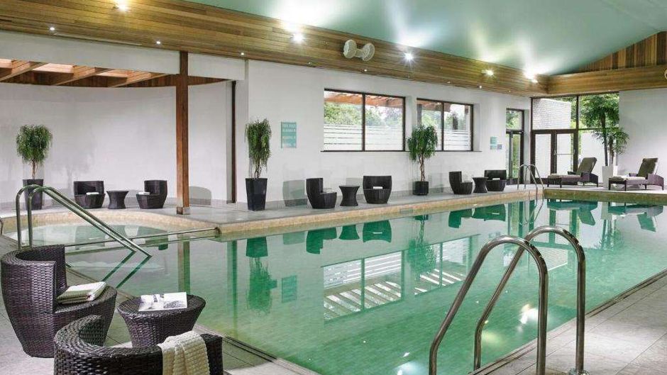 Newpark Hotel Pool
