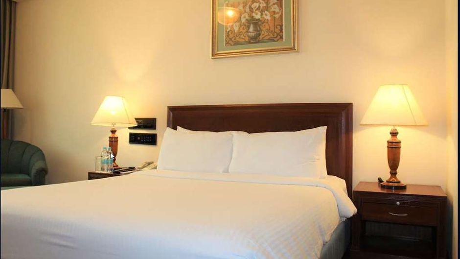 The Accord Metropolitan Room