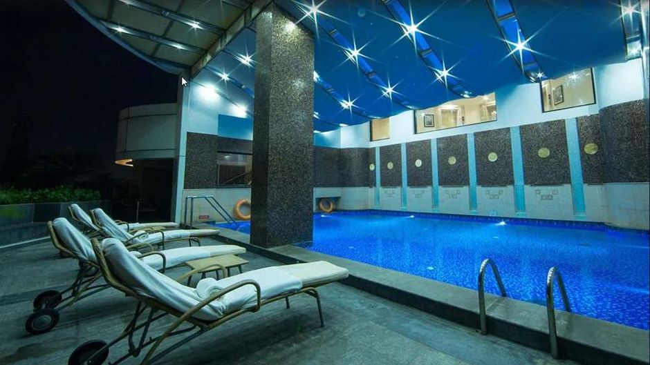 The Accord Metropolitan Pool