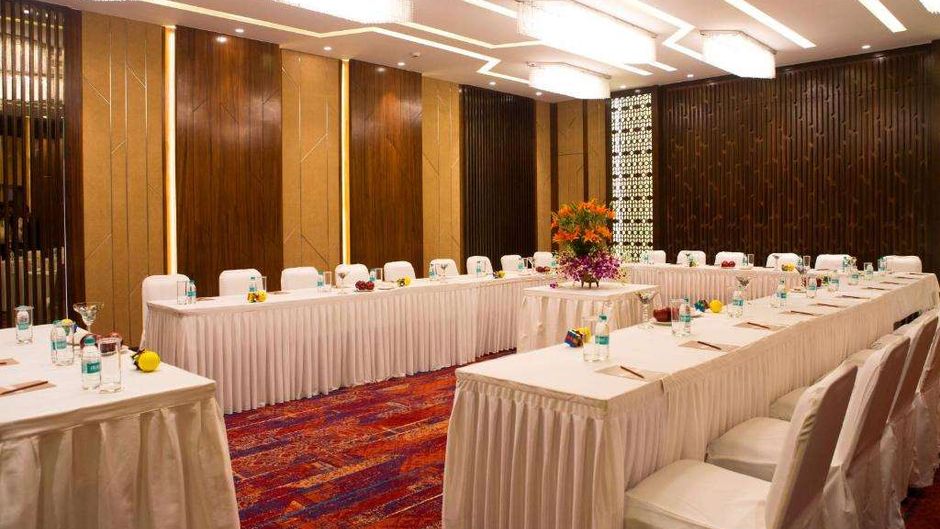 Fariyas Hotel Mumbai Room