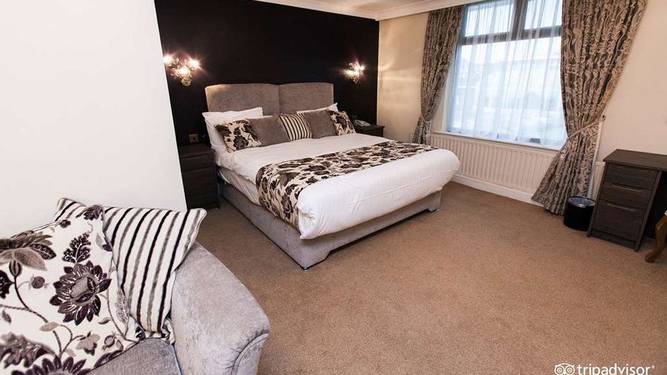 Treacys West County Hotel Room