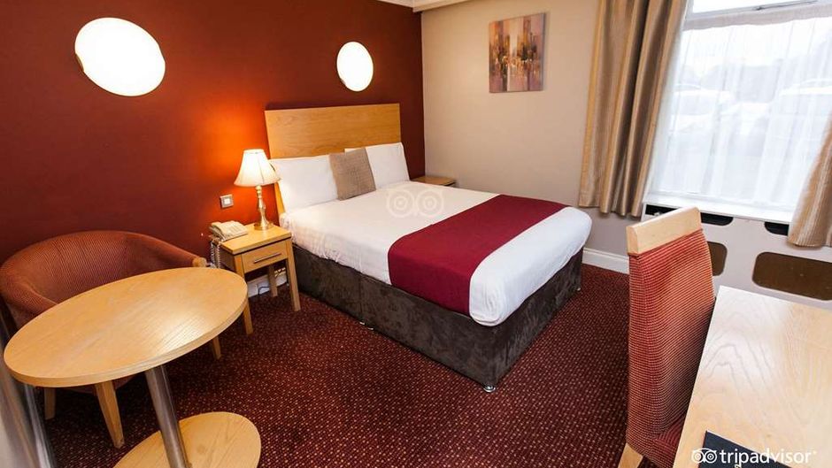 Treacys West County Hotel Room