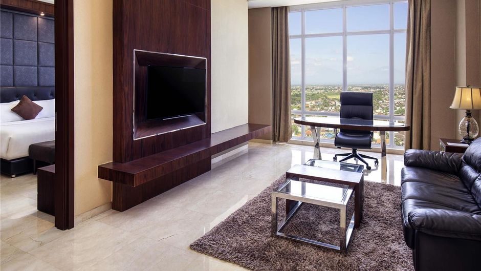 Grand Mercure Solo Baru Room