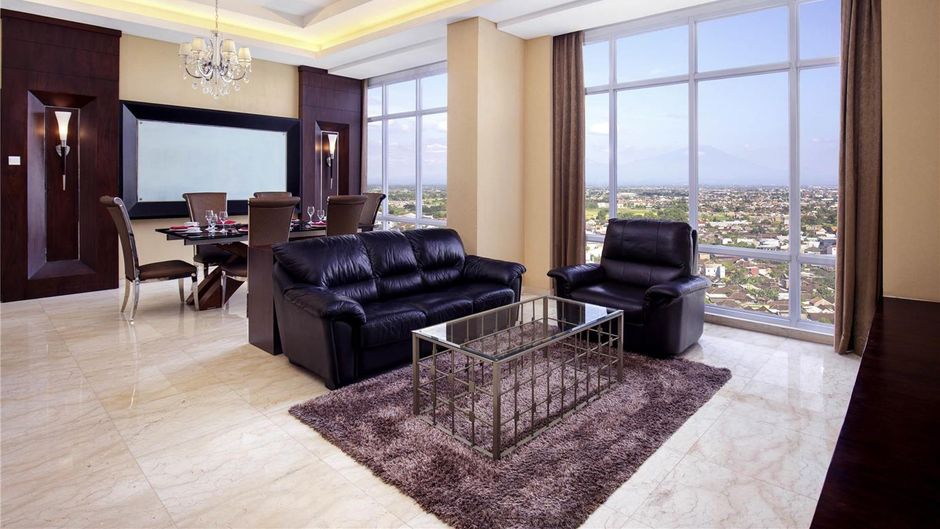 Grand Mercure Solo Baru Suite