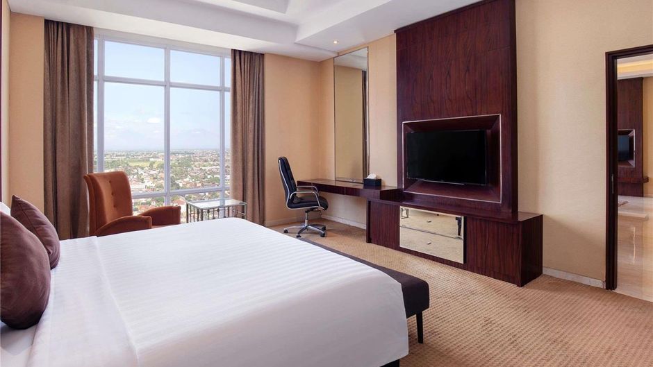 Grand Mercure Solo Baru Room