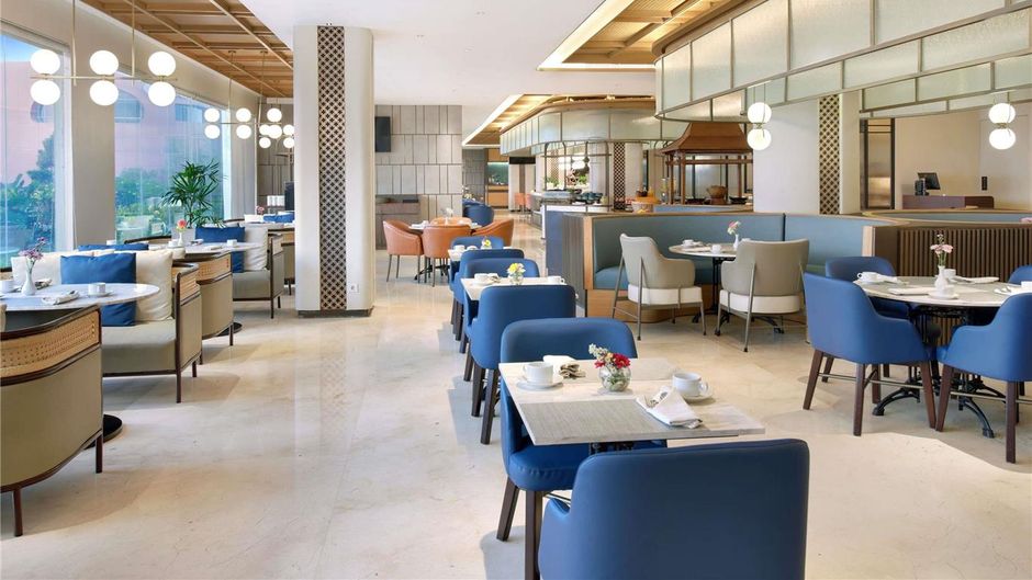 Grand Mercure Solo Baru Restaurant