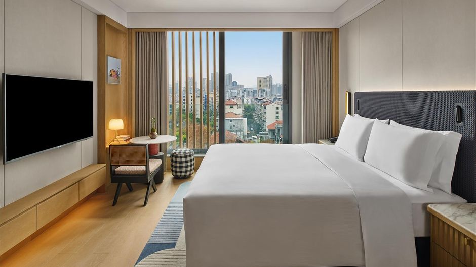 Xi Zhe Wuxi Curio Hilton Room