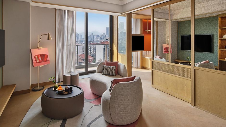 Xi Zhe Wuxi Curio Hilton Room
